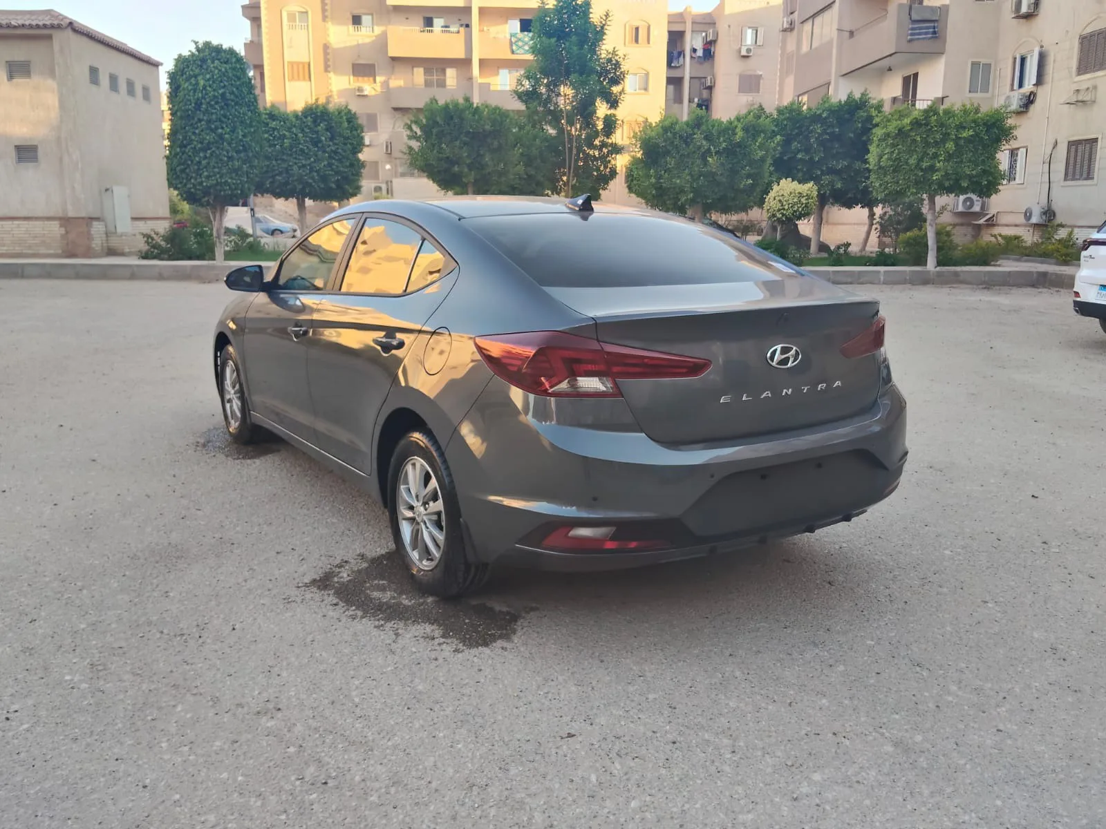 هيونداي إلنترا AD 2027 — خارجي